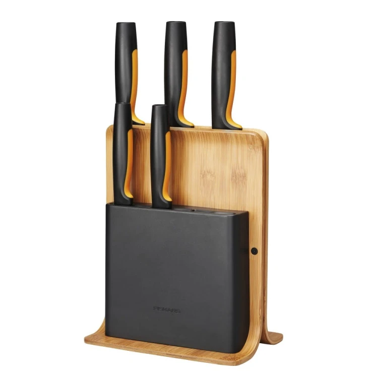 FIS.1057552 ZESTAW 5 NOŻY W BLOKU BAMBUSOWYM FISKARS